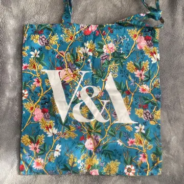 V&A 꽃무늬 토트백