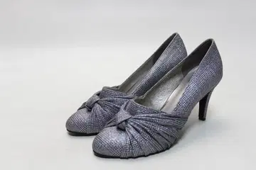 새상품 HIMIKO 온루즈 매듭 펌프스(24cm)/230