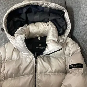 BLACK LABEL CRESTBRIDGE 후드 부착 다운 자켓