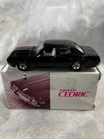 닛산 세드릭 미니카 일본제 1/64