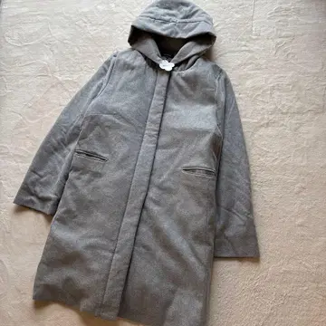 새상품 MERION 후드 부착 다운 코트 15 페더 사용