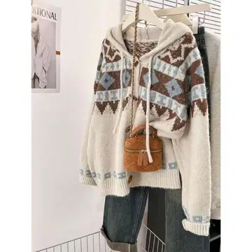 기하학 패턴 후드 니트 스웨터