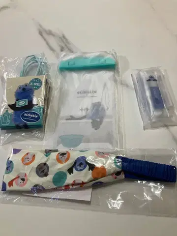 퍼펫 스 마츠모토키요시 코코카라파인 콜라보 4개 세트