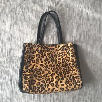 레오파드 무늬 토트백 천연 가죽 송치 블랙 애니멀 무늬 숄더