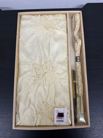 미사용 순수 실크  오비 장식 천 허리띠 목상자입 고급 일본 의류 세트