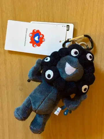 간사이 만박 블랙 미야쿠미야쿠 카라비너 부착 봉제 인형 입