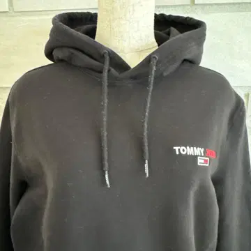 TOMMY JEANS 블랙 후드티