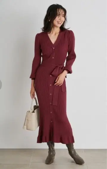 스나이델 프론트 버튼 니트 원피스