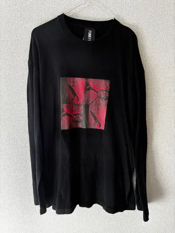 FUNKY FRUIT 블랙 롱 슬리브 T셔츠