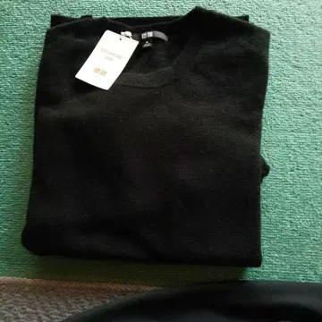 새상품 유니클로 캐시미어 100% 스웨터 3벌