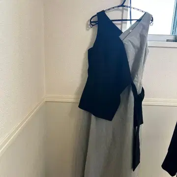 CLANE 비대칭 원피스