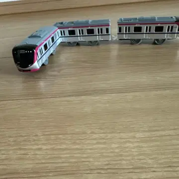 프라레일 게이오 라이너 (게이오 5000계)