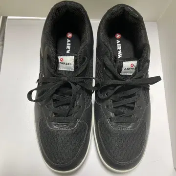 AIRWALK 블랙 스니커즈