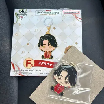 제일복권 Mrs. GREEN APPLE 미세스 메탈 참 오오모리 모토키