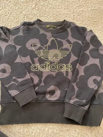 adidas marimekko 플라워 패턴 맨투맨 M