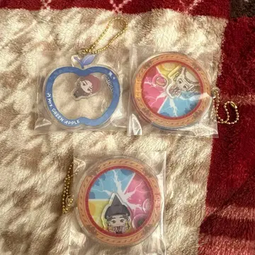 Mrs.GREEN APPLE 제일복권 E상 아크릴 참 3개 세트!