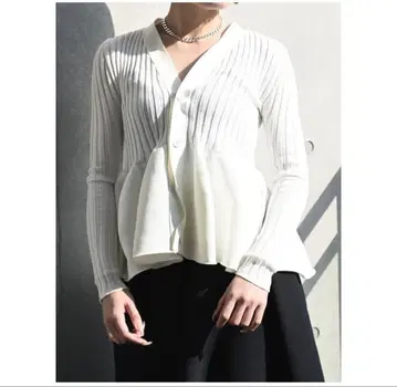 미사용 POTTERY CARDIGAN size 3