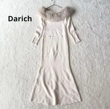 새상품급 다리치 오프숄 퍼 니트 롱 원피스