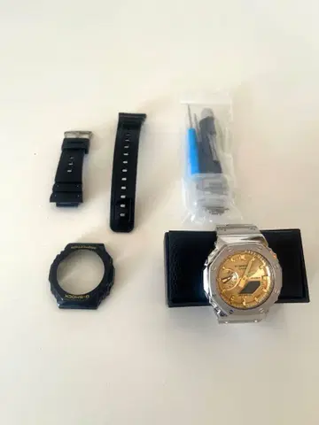 새상품급 풀메탈 사양 G-SHOCK CASHIO GA-2100GB
