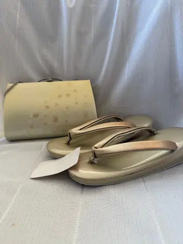 예복용 조리와 핸드백 세트