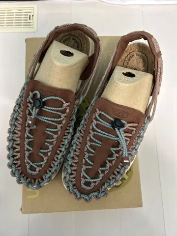 킨 KEEN 유니크 투 하베스트 UNEEK II HARVEST