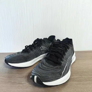 Puma 러닝화 블랙