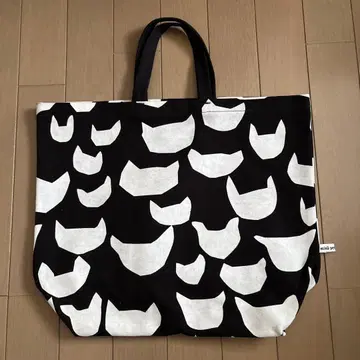 미나 페르호넨 토트백