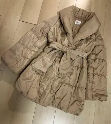 핑키&다이앤 베이지 퀼팅 코트 다운 코트풍 38 사이즈