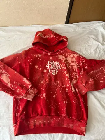 Girls Don't Cry 후드티 [ 가격 인하 중 ]