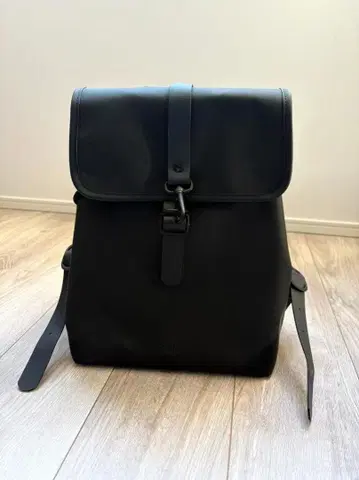 RAINS 레인즈 백팩 블랙 방수