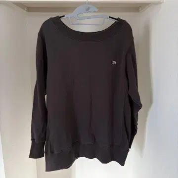 Juemi EMB Loose Neck Over Sweat