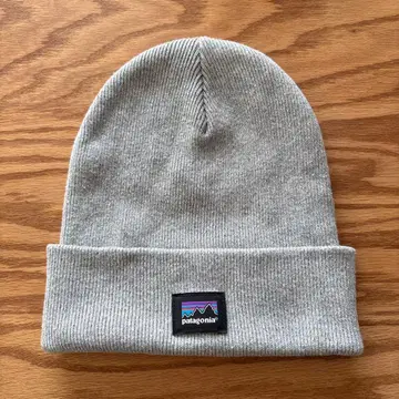 새상품급 patagonia 그레이 니트 모자