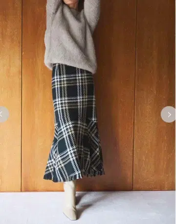 미라 오웬 Mila owen 스커트