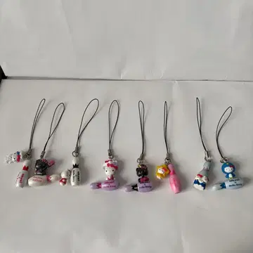 [ROUND1 한정판] 헬로키티 볼링 스트랩 8개 세트