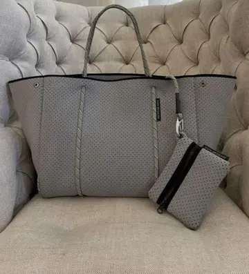 [새상품급] 아카네 애용 STATE OF ESCAPE 캐리올