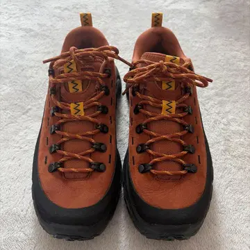 호카 오네 오라 토 서밋 새상품급 26.5cm