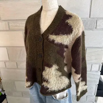 카모플라쥬 패턴 니트 가디건