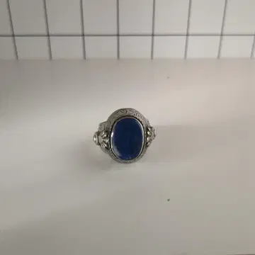 파란색 돌 반지