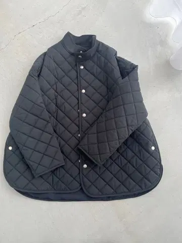 극미품 THE RERACS 더 리라쿠스 퀼팅 자켓 코트