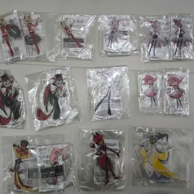 해즈빈호텔 반다이 아크릴스탠드 개별