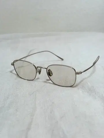 [ JINS ] 올 티타늄 골드 UTF-22A-224