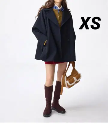 미사용 새상품 코지 멜톤 케이프 코트 XS GU