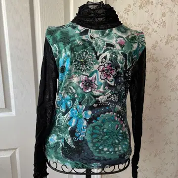 슈퍼 뷰티 꽃무늬 비즈 장식 긴팔 상의