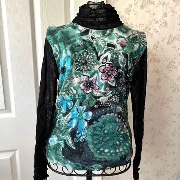 슈퍼 뷰티 꽃무늬 비즈 장식 긴팔 상의