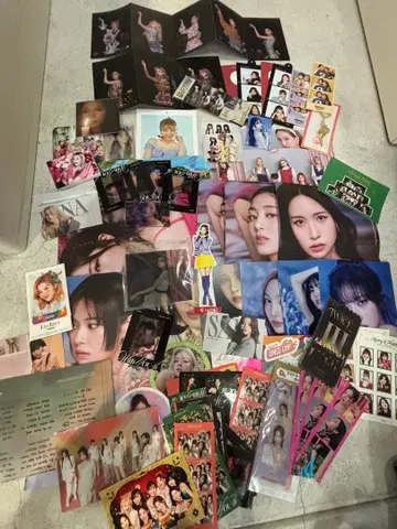 TWICE 굿즈 혜택 세트 90개 이상