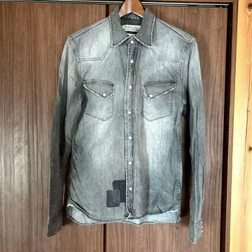 REMI RELIEF 워시 가공 데님 셔츠