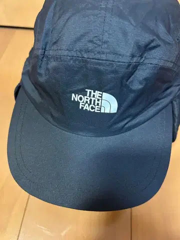 THE NORTH FACE 귀도리 달린 캡 블랙