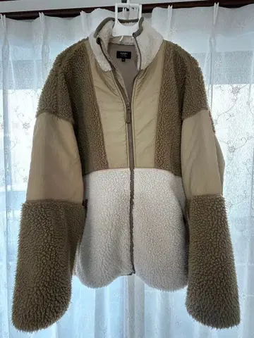 빔즈 하트 플리스 자켓 M 사이즈