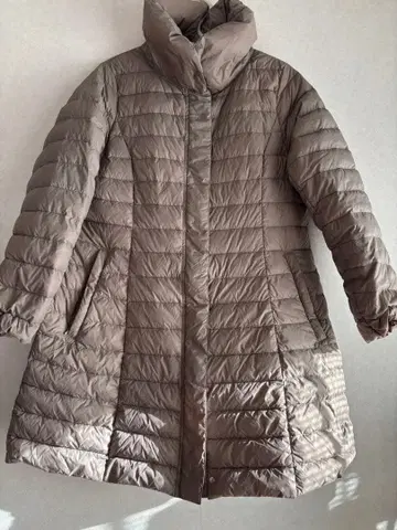 베이지 퀼팅 다운 자켓 코트