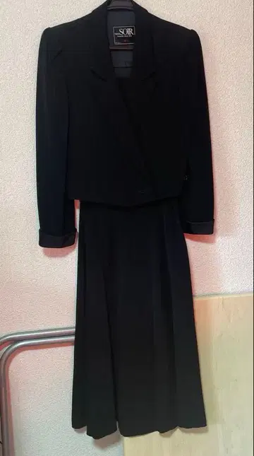 도쿄 소와르 블랙 포멀